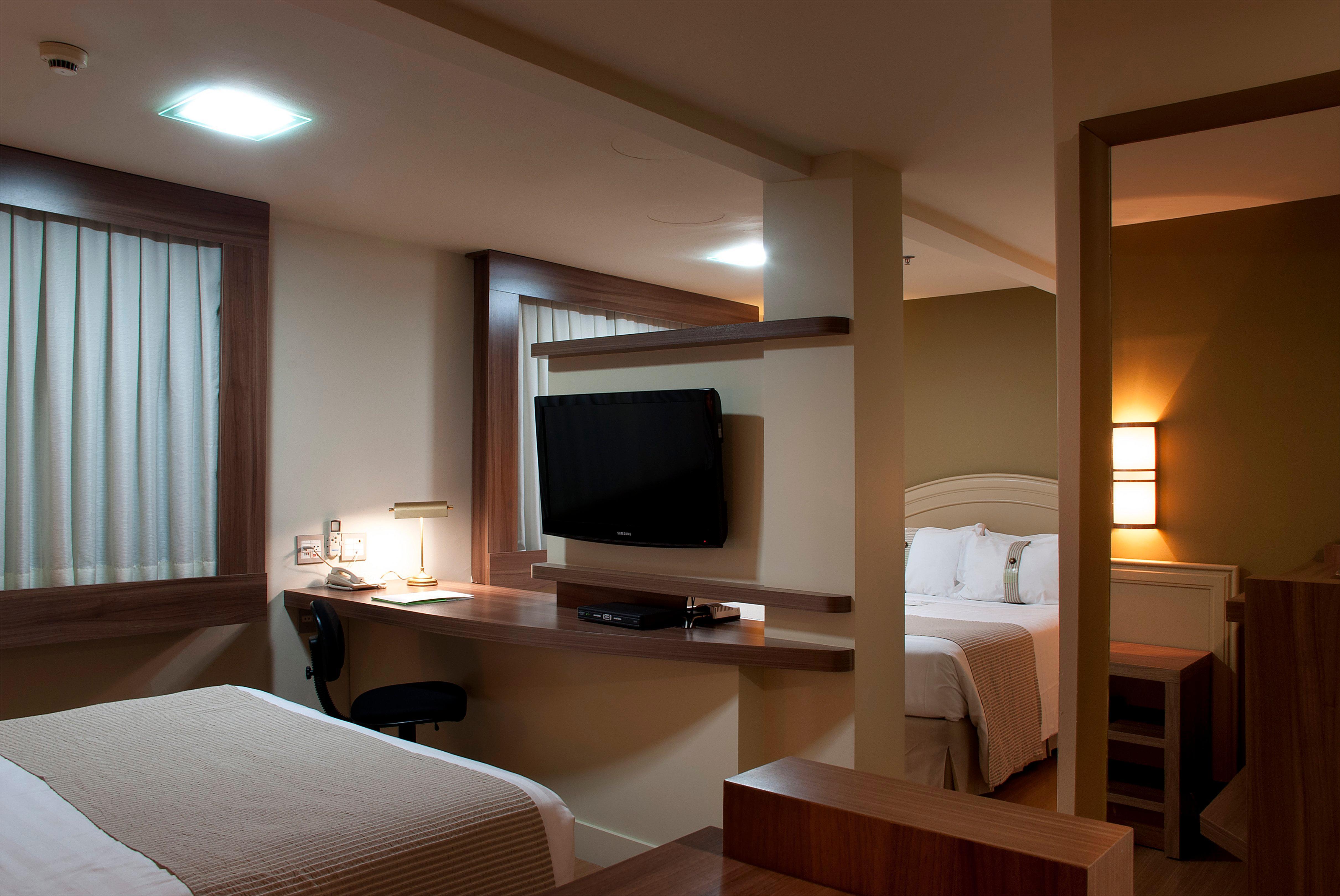 Hotel Master - Av Carlos Gomes 4*